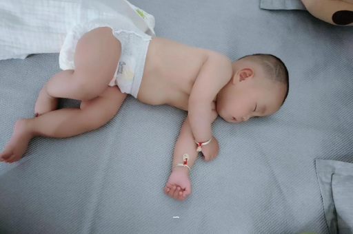 广西怀孕肚子撑的难受